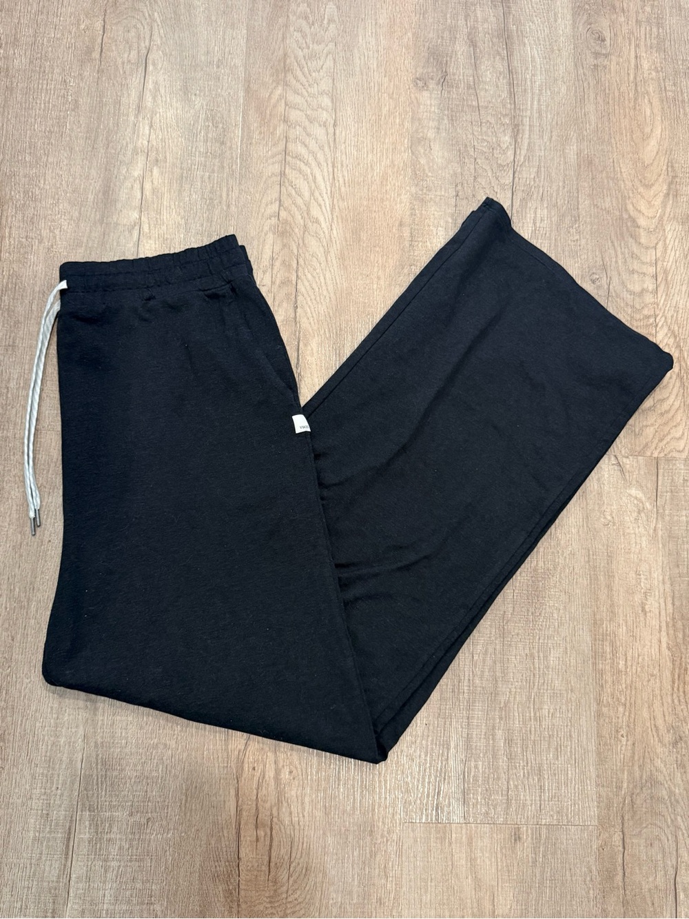 Women’s Vuori Halo Essential Wideleg Pants